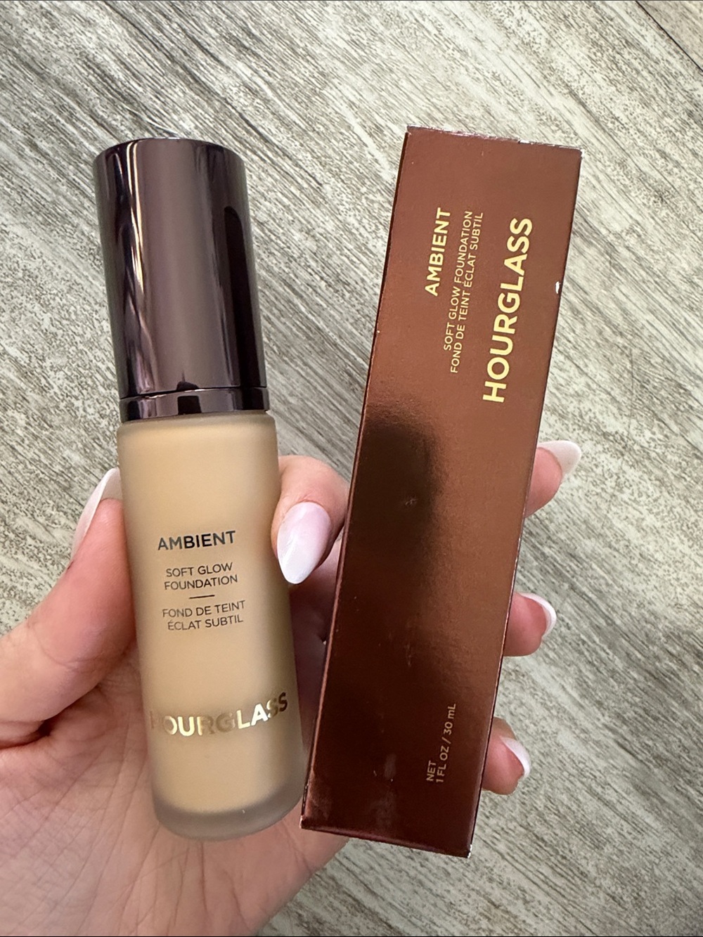 Hourglass Ambient Soft Glow Foundation - 6